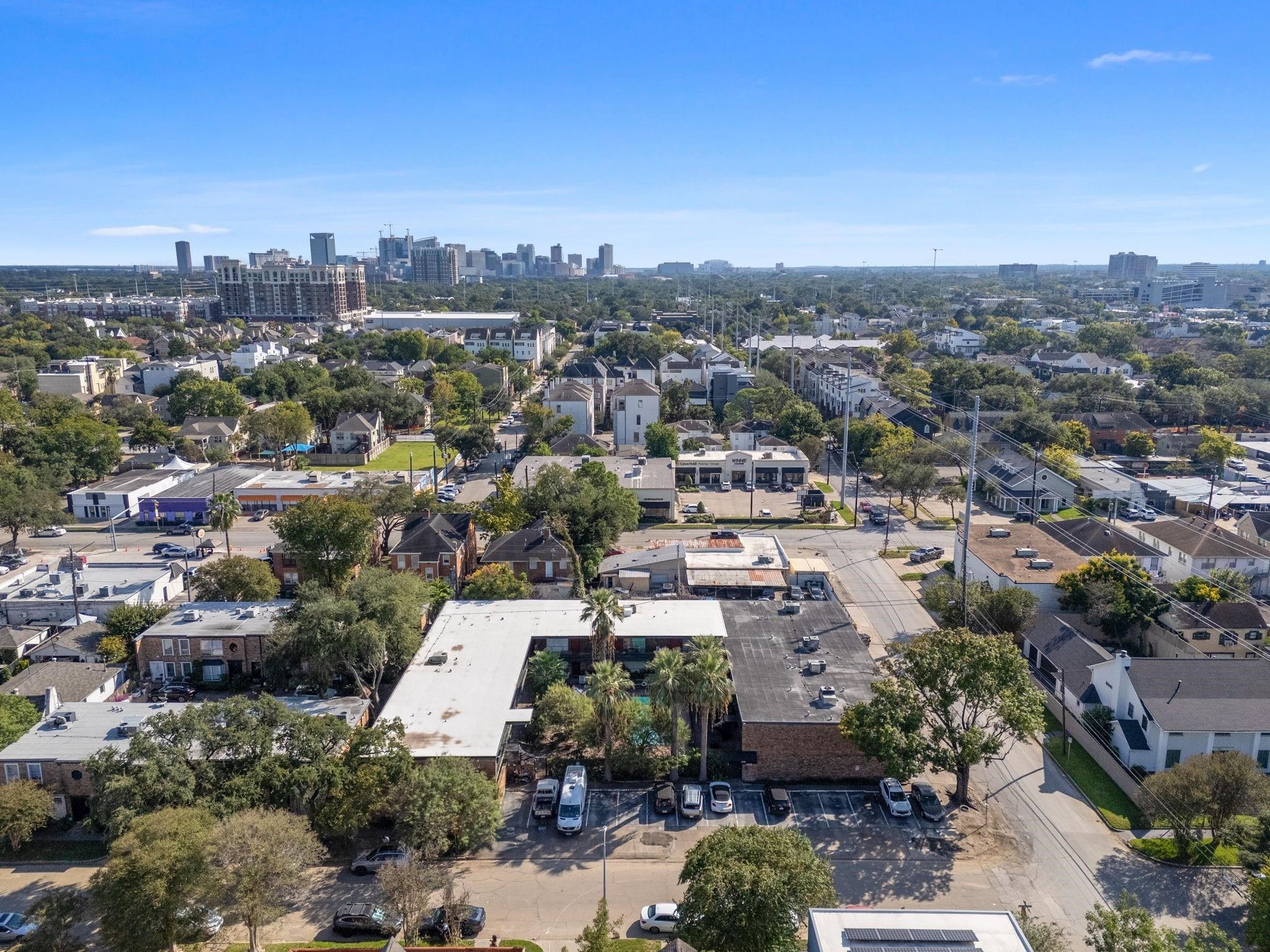 1849 Marshall Street, Unit 9 Houston, TX 77098 - Photo 21 of 22 In the Heart of Montrose