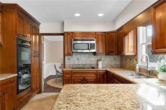 $689,900 | 3011 Castleton Way, Marietta, GA 30062