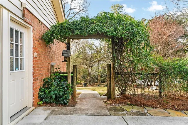 $689,900 | 3011 Castleton Way, Marietta, GA 30062