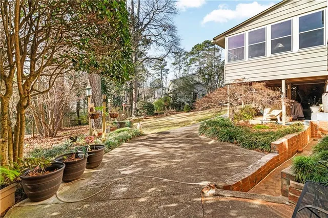 $689,900 | 3011 Castleton Way, Marietta, GA 30062