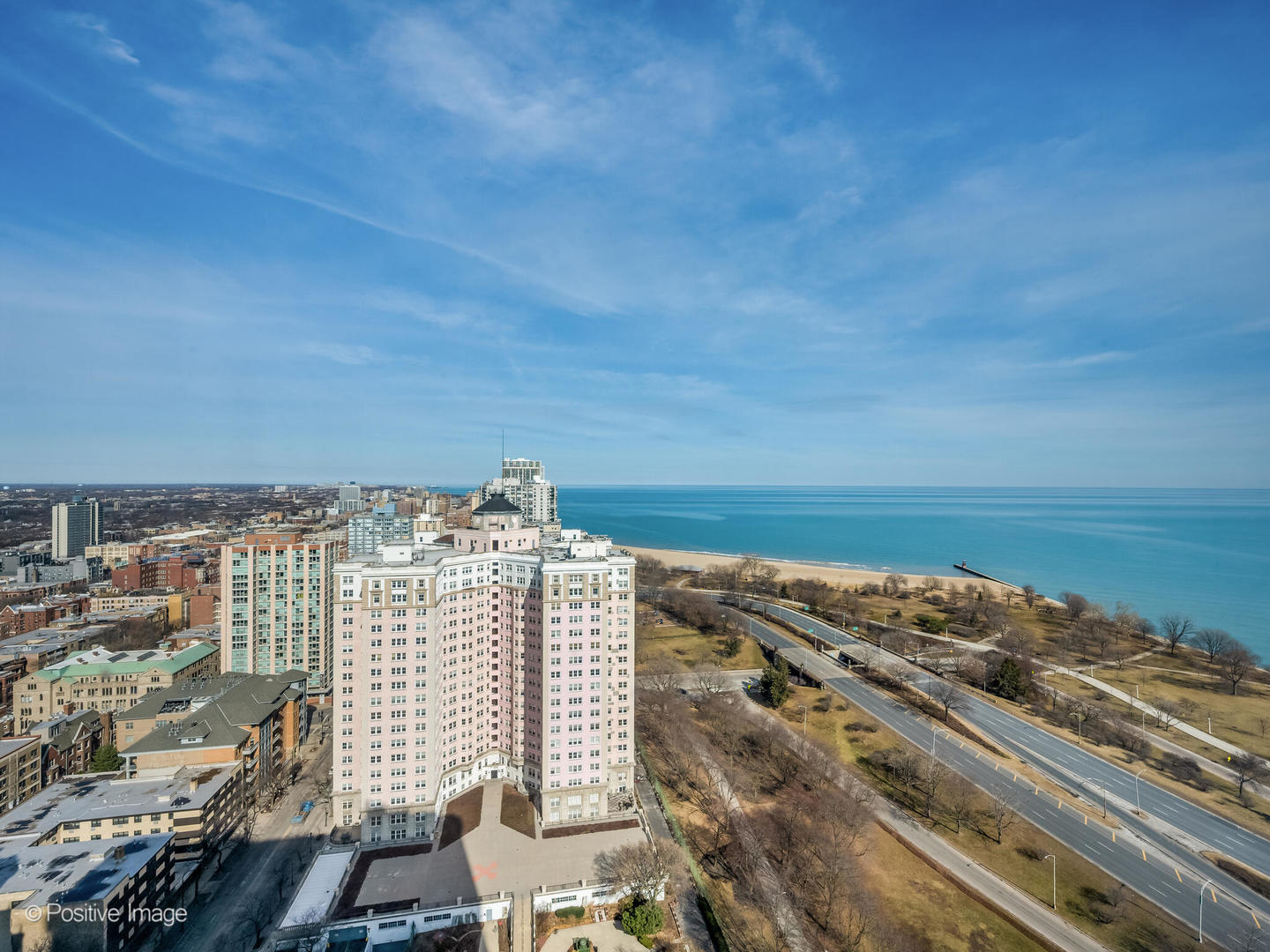5455 North Sheridan Road, Unit 3203 Chicago, IL 60640 - Photo 16 of 21 a view of a city with ocean view