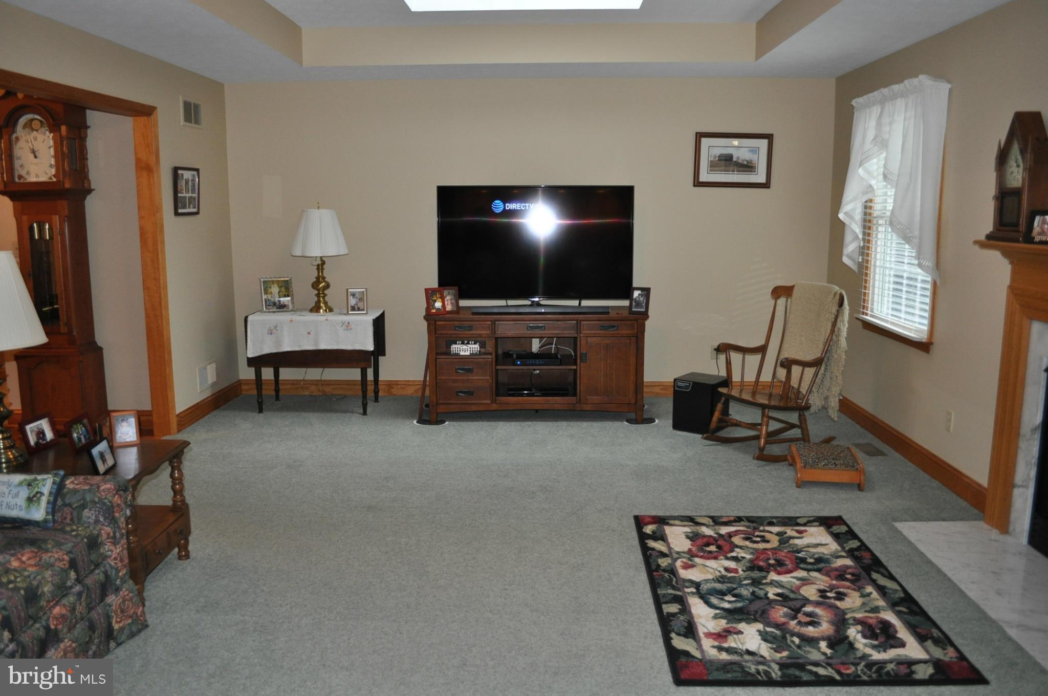 844 Gist Road Westminster, MD 21157 - Photo 4 of 27 Family Room