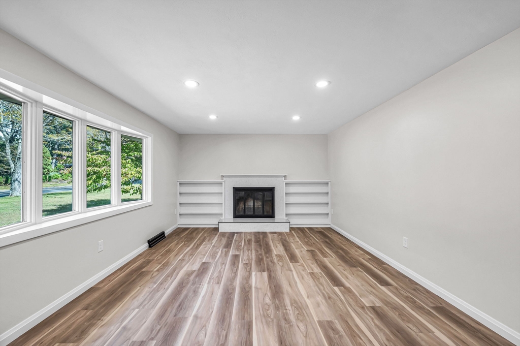 557 Maple Road, Unit 1 Longmeadow, MA 01106 - Photo 22 of 42