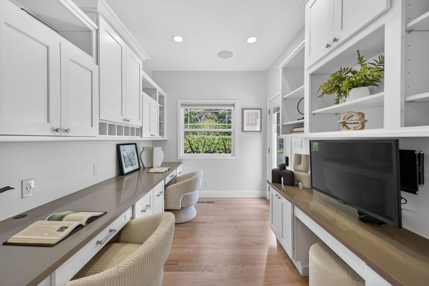 815 Crystal Springs Road Hillsborough, CA 94010 - Photo 25 of 104