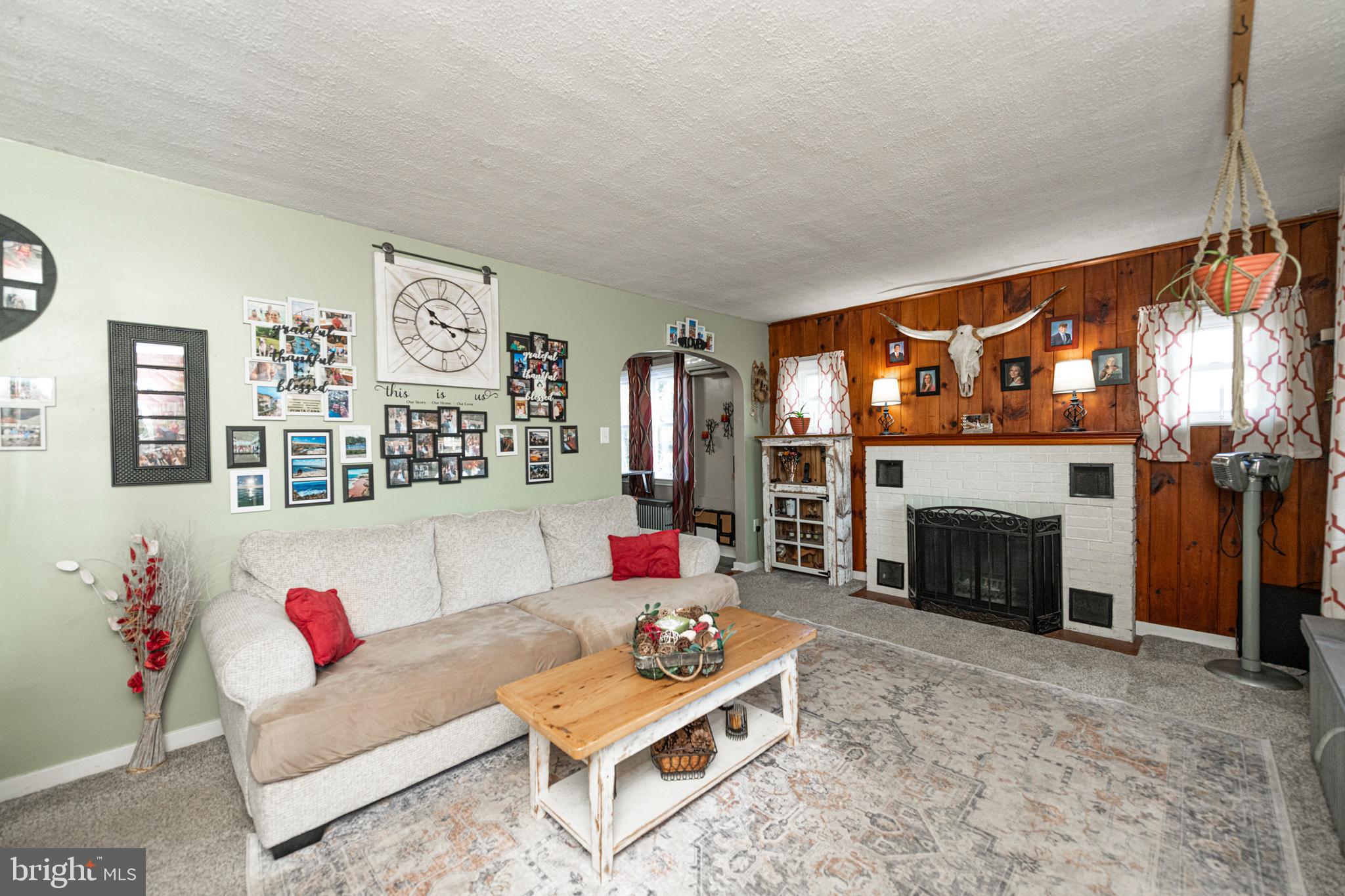 1062 West Meadowbrook Road Pottstown, PA 19465 - Photo 6 of 31