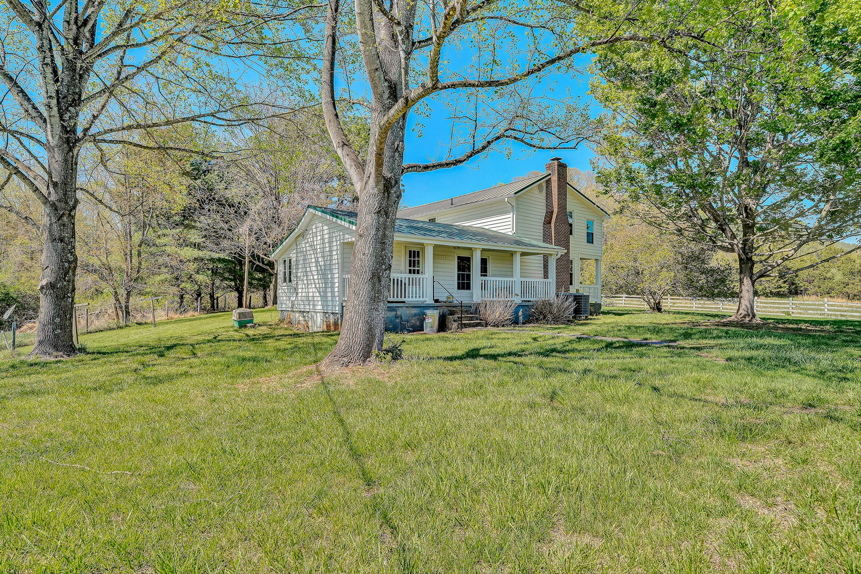 1220 Holley Ridge Road Henry, VA 24102 - Photo 34 of 69 35-VM-01569
