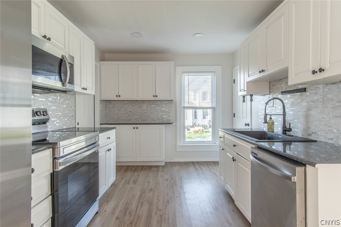 625 Addison Street Watertown, NY 13601 - Photo 13 of 30