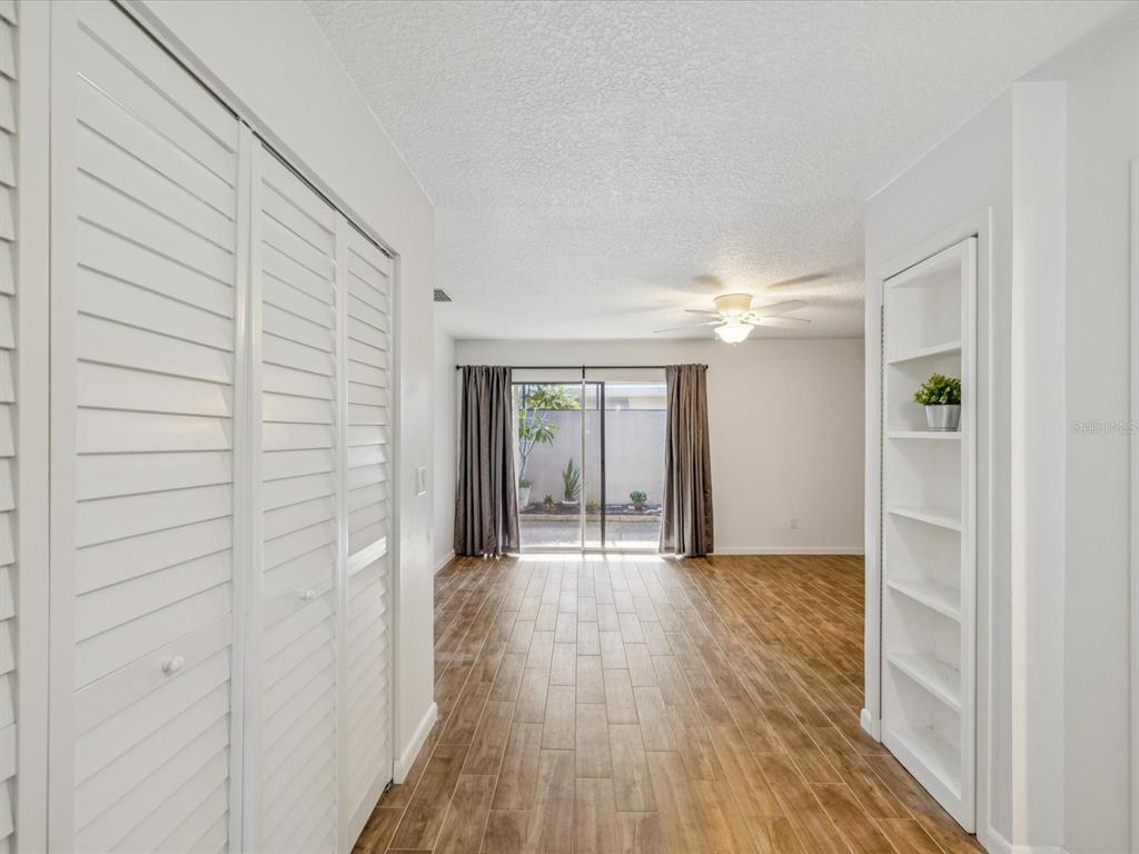 2284 Oak Neck Road, Unit E Clearwater, FL 33763 - Photo 26 of 42 Gallery Image 26