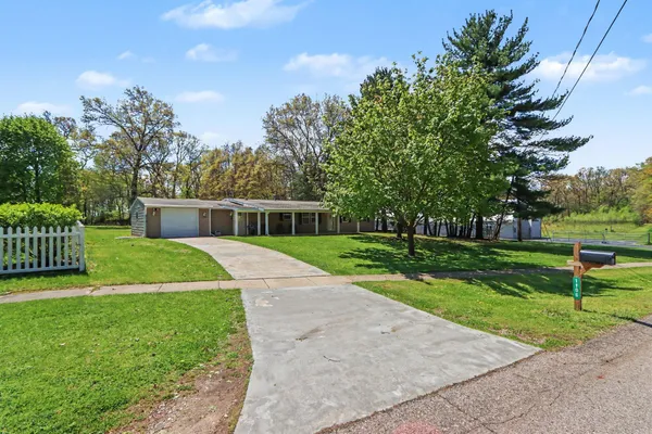 $252,500 | 1106 Orchard Drive, Portage, MI 49002