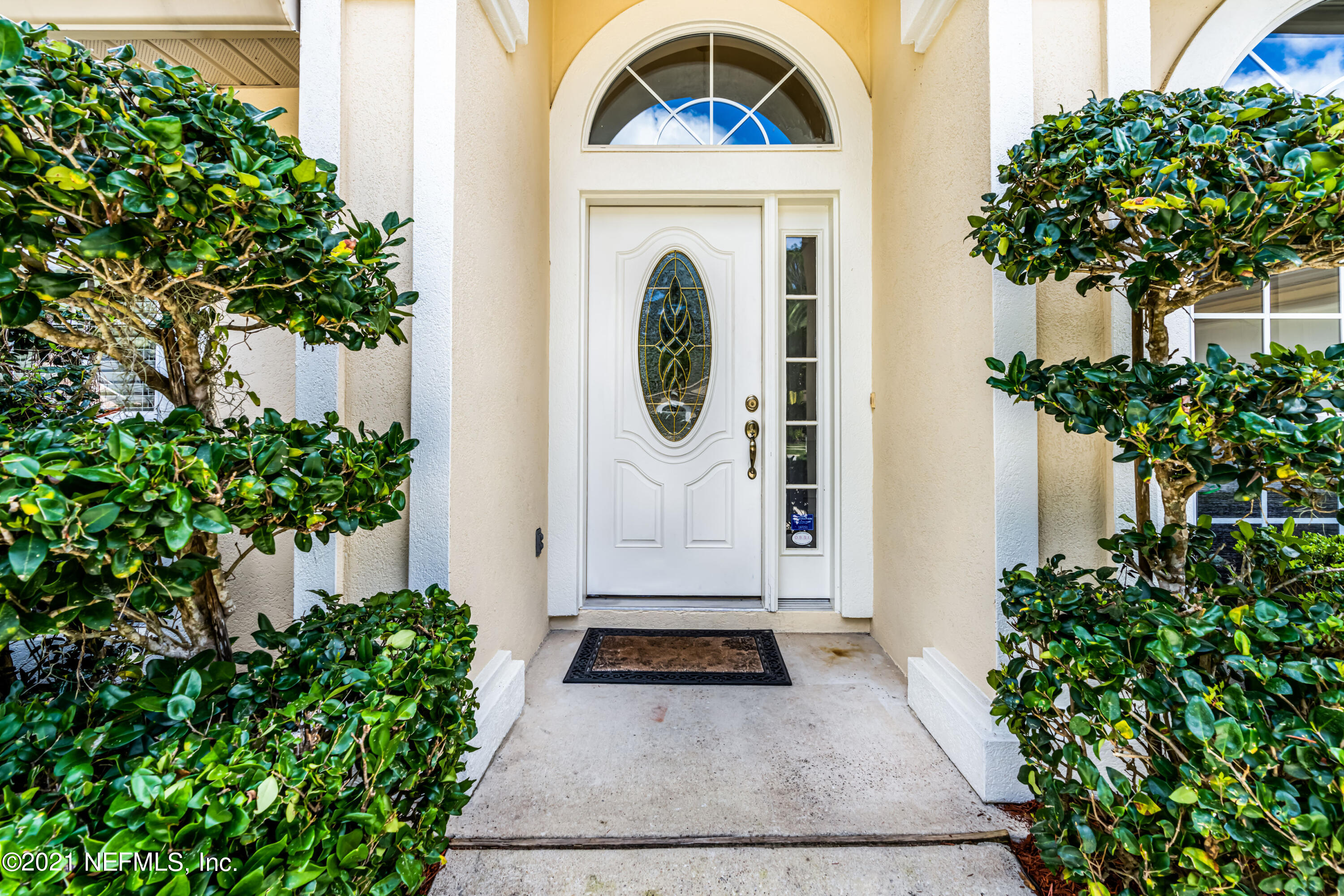 9107 Timberlin Lake Road Jacksonville, FL 32256 - Photo 11 of 38 9107TimberlinLakeRd-DSC07826-2-HDR-Edit