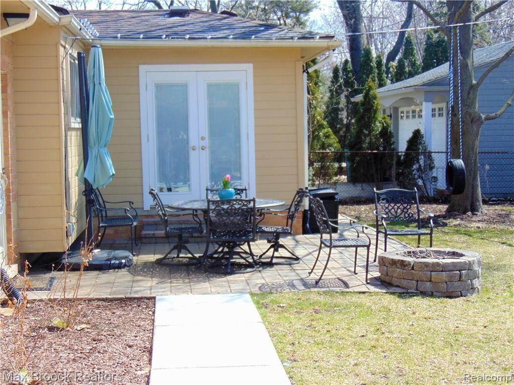 16157 Reedmere Avenue Beverly Hills, MI 48025 - Photo 18 of 19