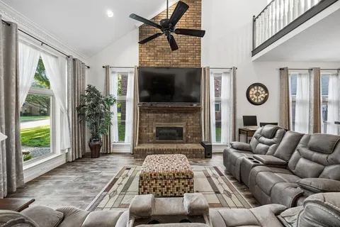 $425,000 | 9105 Clearlake Drive, Rowlett, TX 75088