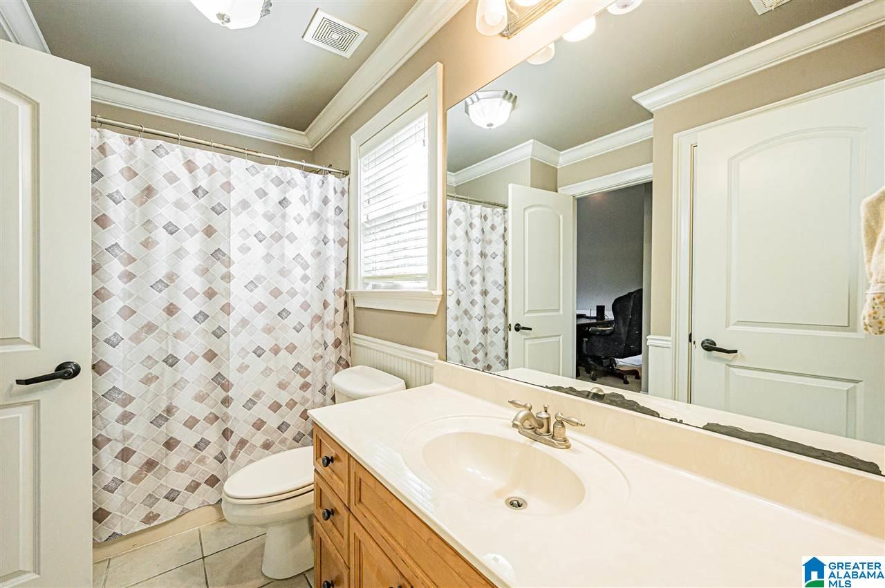 525 Cahaba Manor Lane Pelham, AL 35124 - Photo 33 of 47