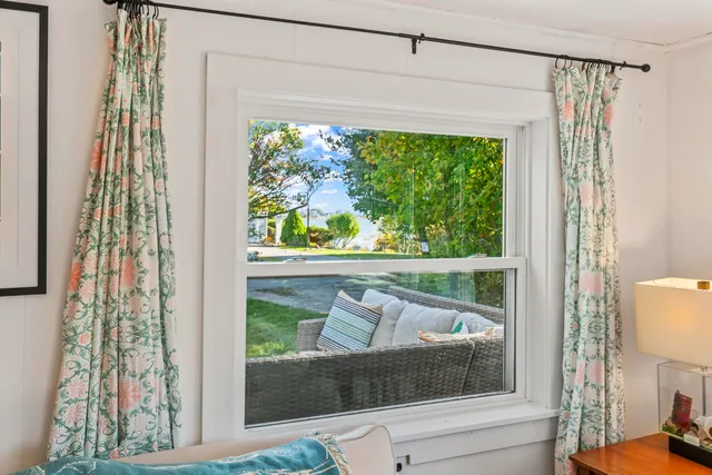 $379,500 | 6 Kane Lane, Harpswell, ME 04079