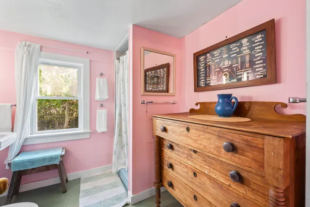 $379,500 | 6 Kane Lane, Harpswell, ME 04079