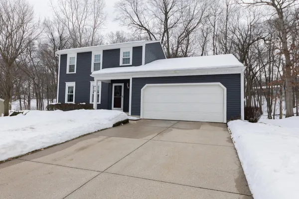 $467,100 | 410 Adaway Avenue Southeast, Ada, MI 49301