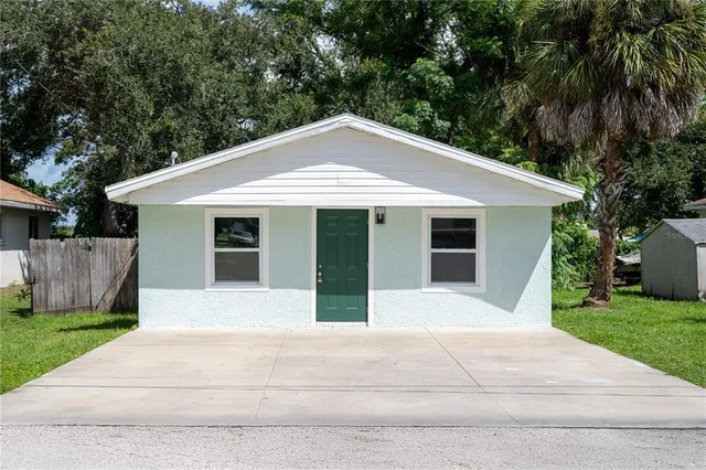 $265,900 | 215 22nd Street West, Palmetto, FL 34221