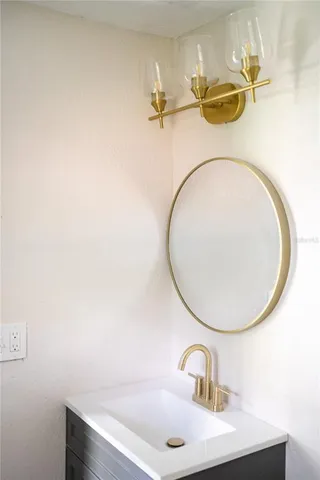 $263,900 | 215 22nd Street West, Palmetto, FL 34221