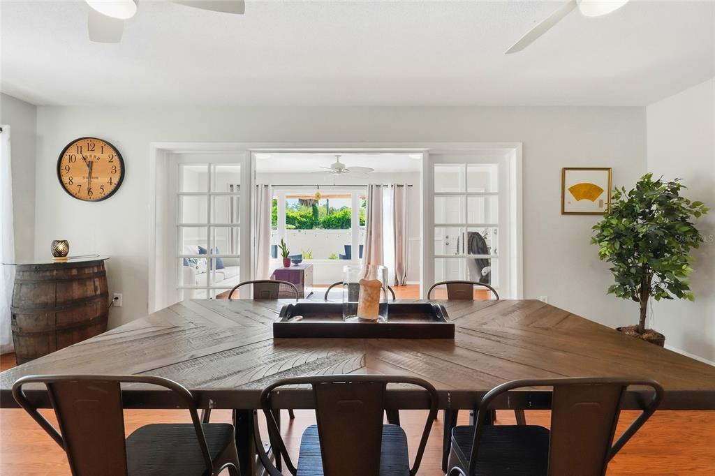 4214 Tee Road Sarasota, FL 34235 - Photo 35 of 93 Gallery Image 35