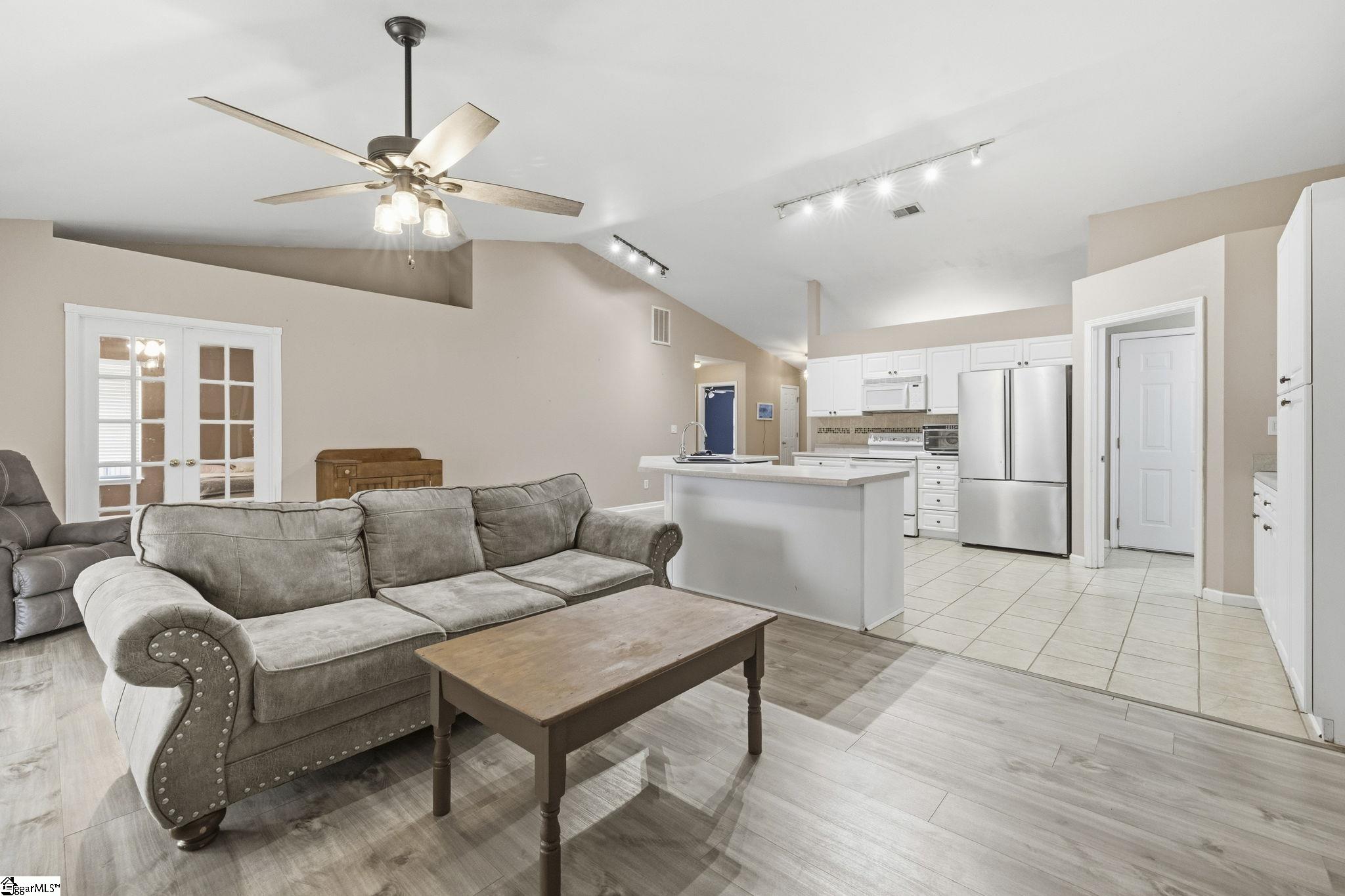 642 Hunters Lane Anderson, SC 29625 - Photo 11 of 30