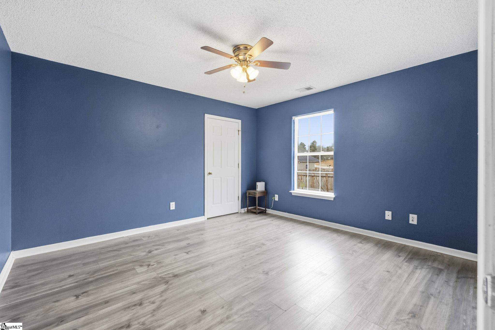 642 Hunters Lane Anderson, SC 29625 - Photo 2 of 30