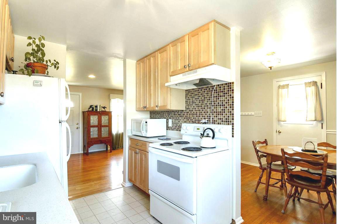 10478 Messick Road Midland, VA 22728 - Photo 13 of 20 Kitchen
