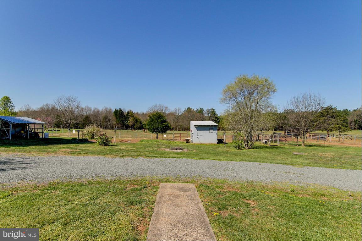 10478 Messick Road Midland, VA 22728 - Photo 8 of 20 Exterior (Rear)