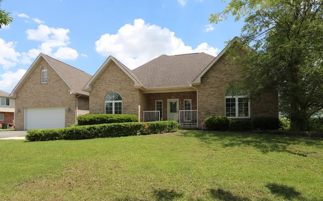 $315,000 | 1053 Sycamore Street, Beecher, IL 60401