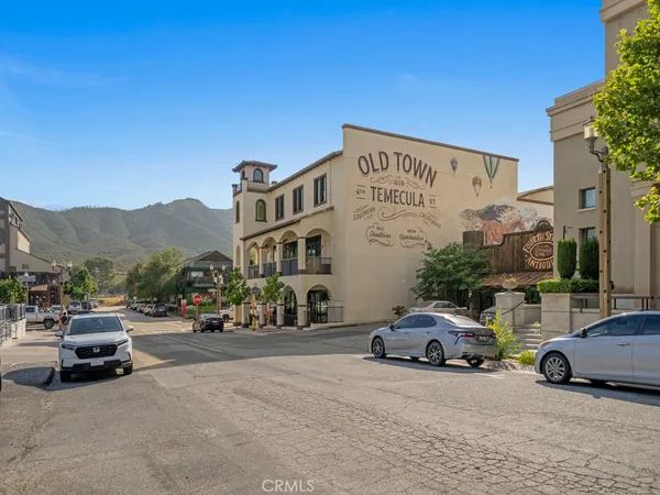 $729,900 | 33578 Rosewood Circle, Temecula, CA 92592
