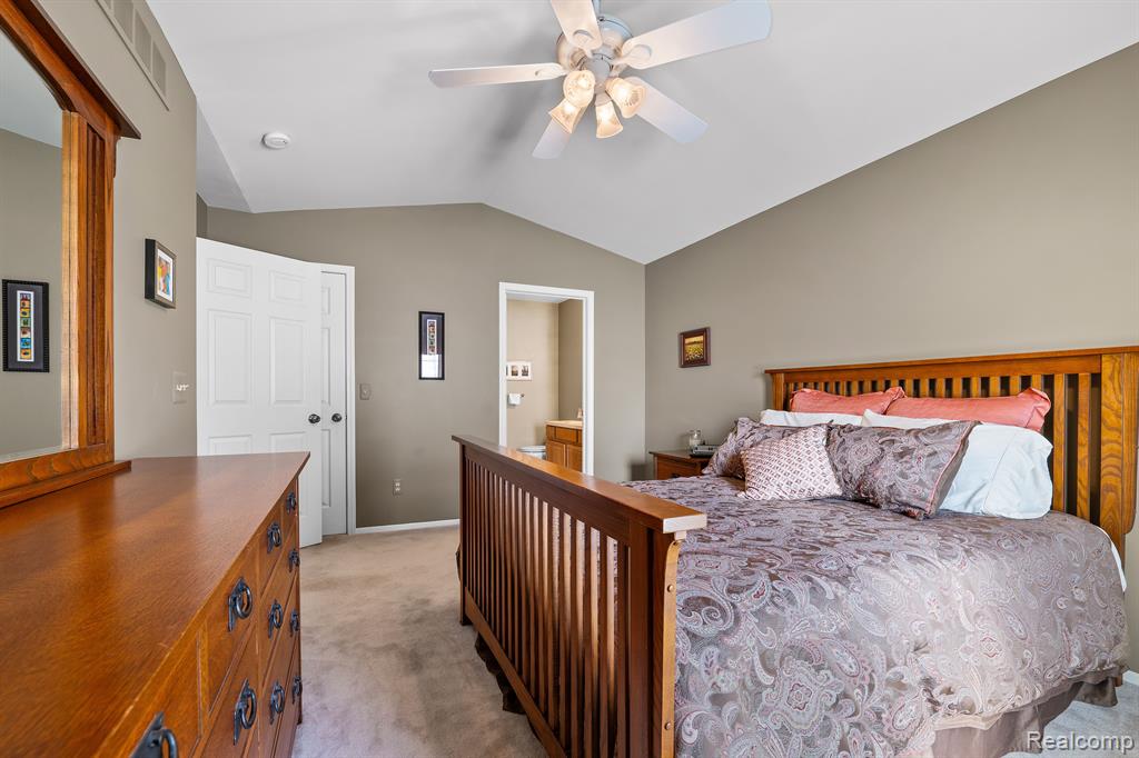 3001 High Pointe Ridge Road Lake Orion, MI 48359 - Photo 23 of 27