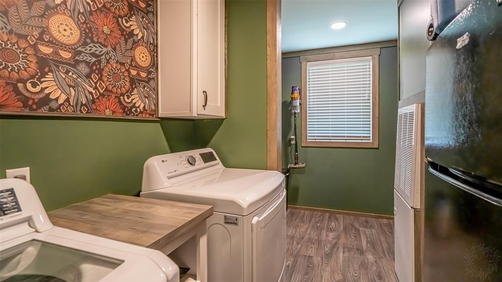 4501 Rhea Road Granbury, TX 76049 - Photo 10 of 29 Spacious laundry room with washer and dryer hook up