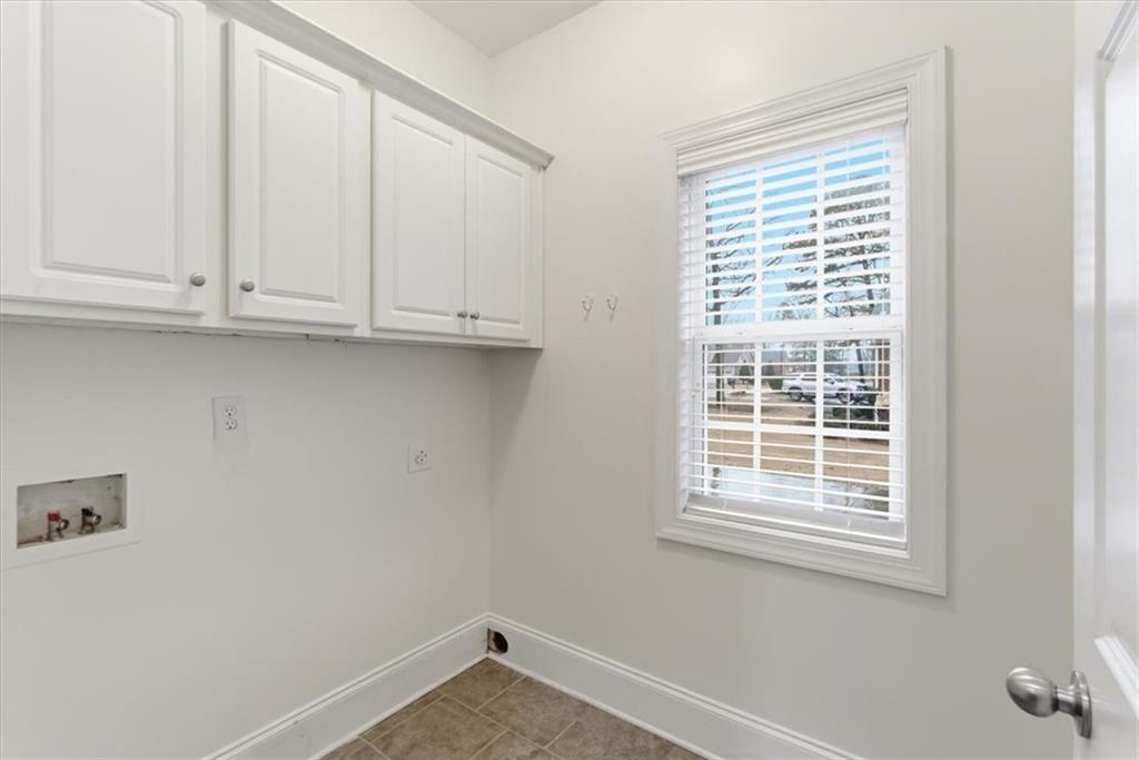 16 Quarter Horse Drive Northwest Rome, GA 30165 - Photo 33 of 51 a view of an empty room with a window