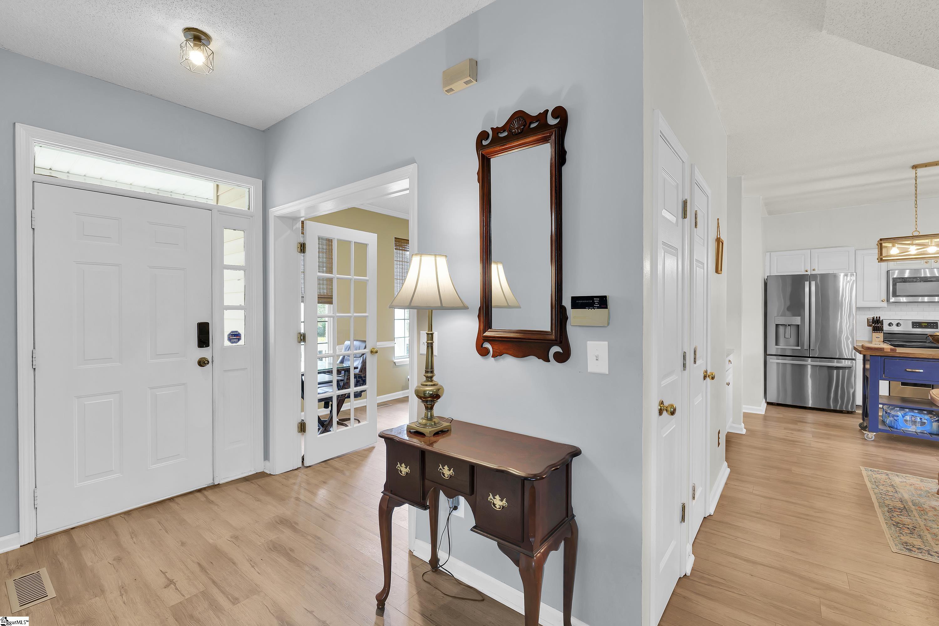 111 Golden Crest Court Mauldin, SC 29662 - Photo 2 of 25