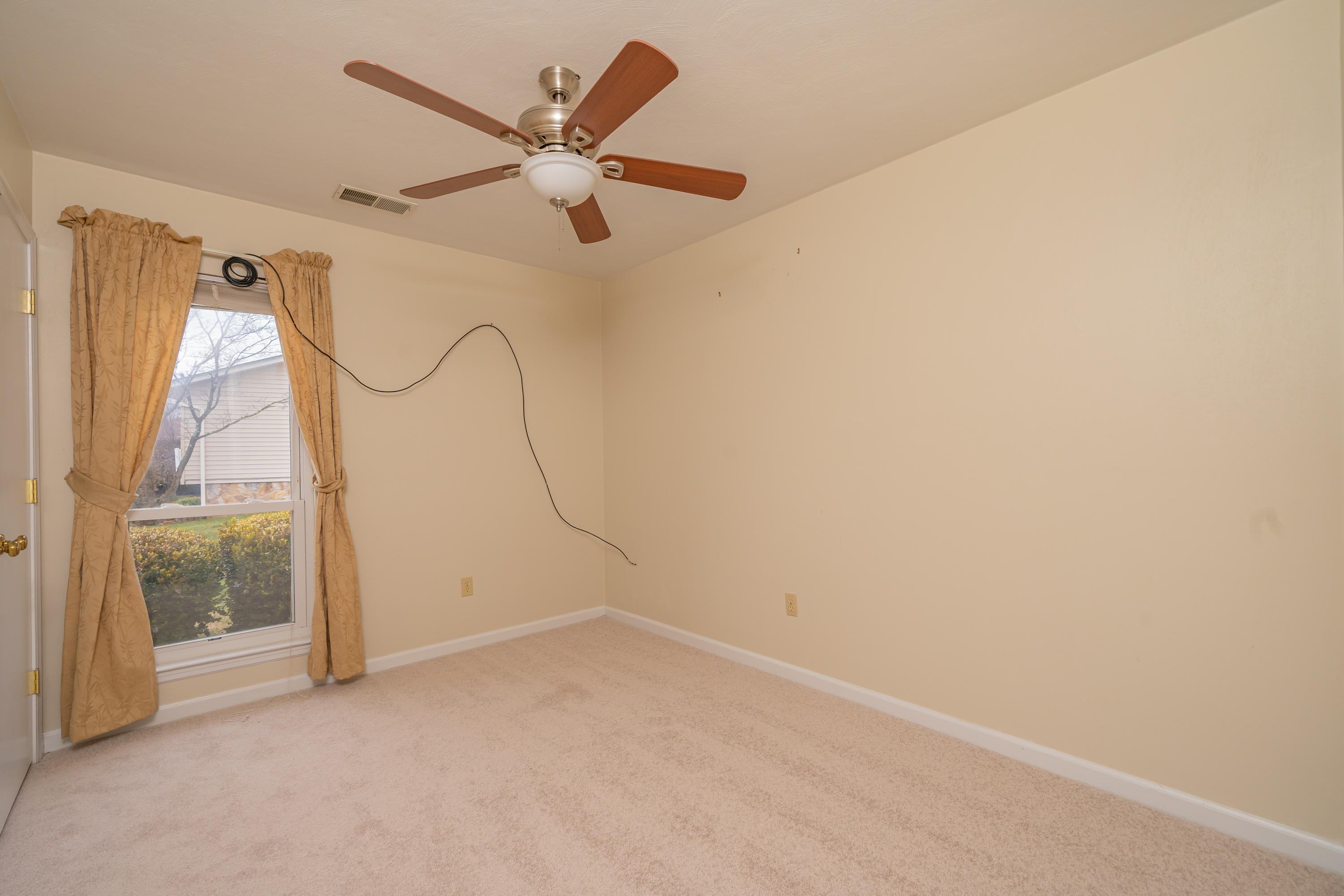 5016 Harvest Ridge Road Roanoke, VA 24019 - Photo 7 of 18 Bedroom