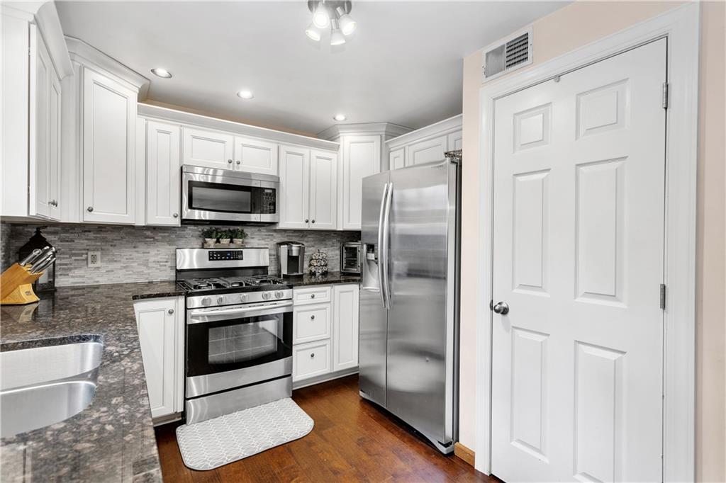 250 Harrison Road Turtle Creek, PA 15145 - Photo 9 of 24 Gallery Image 9