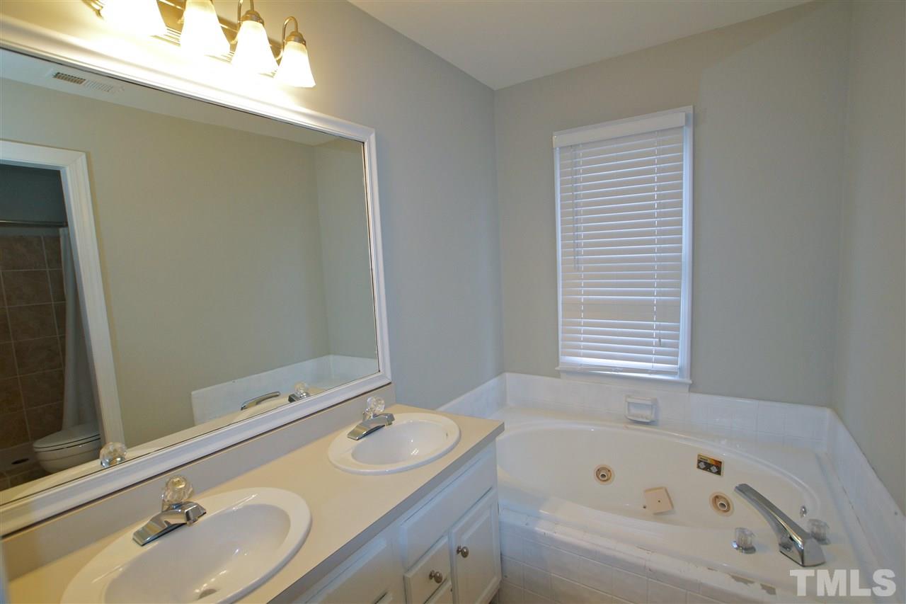 107 Ripley Court Cary, NC 27513 - Photo 11 of 23 Gallery Image 11