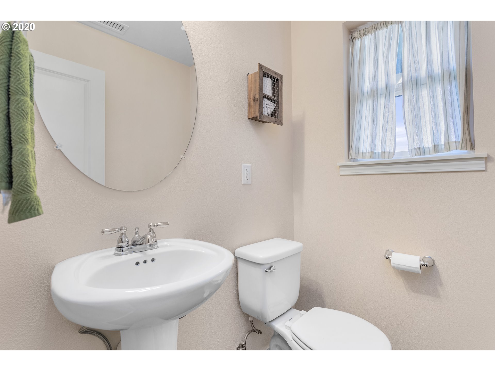33442 Southwest Windmill Place Scappoose, OR 97056 - Photo 16 of 30 Gallery Image 16