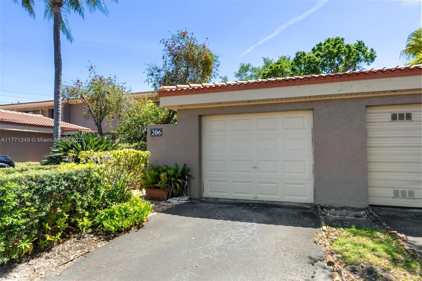 206 St Andrews Road, Unit 1878 Hollywood, FL 33021 - Photo 2 of 53 Gallery Image 2