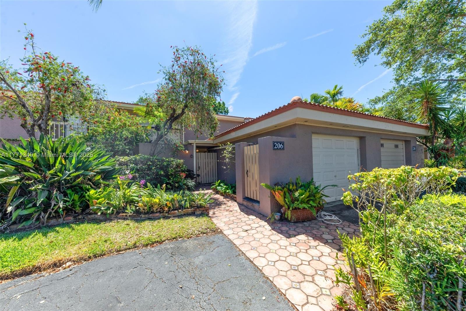 206 St Andrews Road, Unit 1878 Hollywood, FL 33021 - Photo 3 of 53 Gallery Image 3