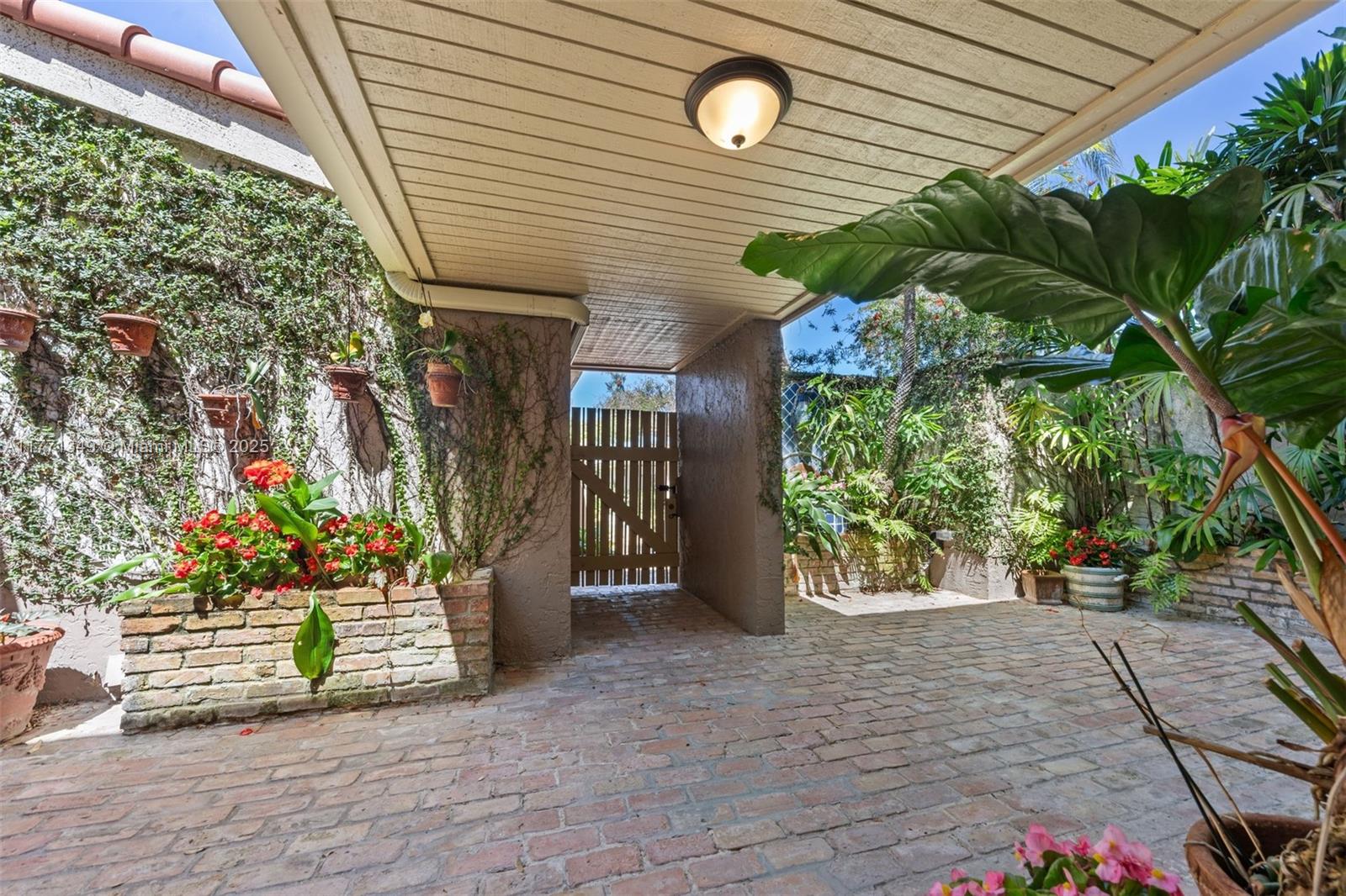206 St Andrews Road, Unit 1878 Hollywood, FL 33021 - Photo 9 of 53 Gallery Image 9
