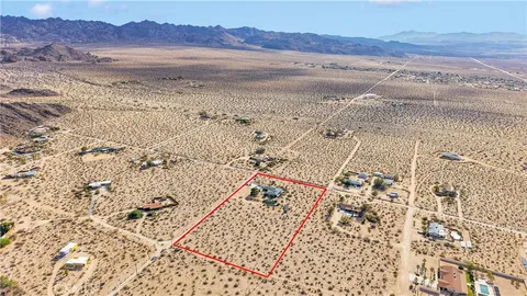 $800,000 | 70138 Sullivan Road, Twentynine Palms, CA 92277