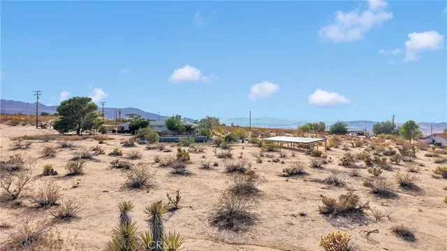 $800,000 | 70138 Sullivan Road, Twentynine Palms, CA 92277