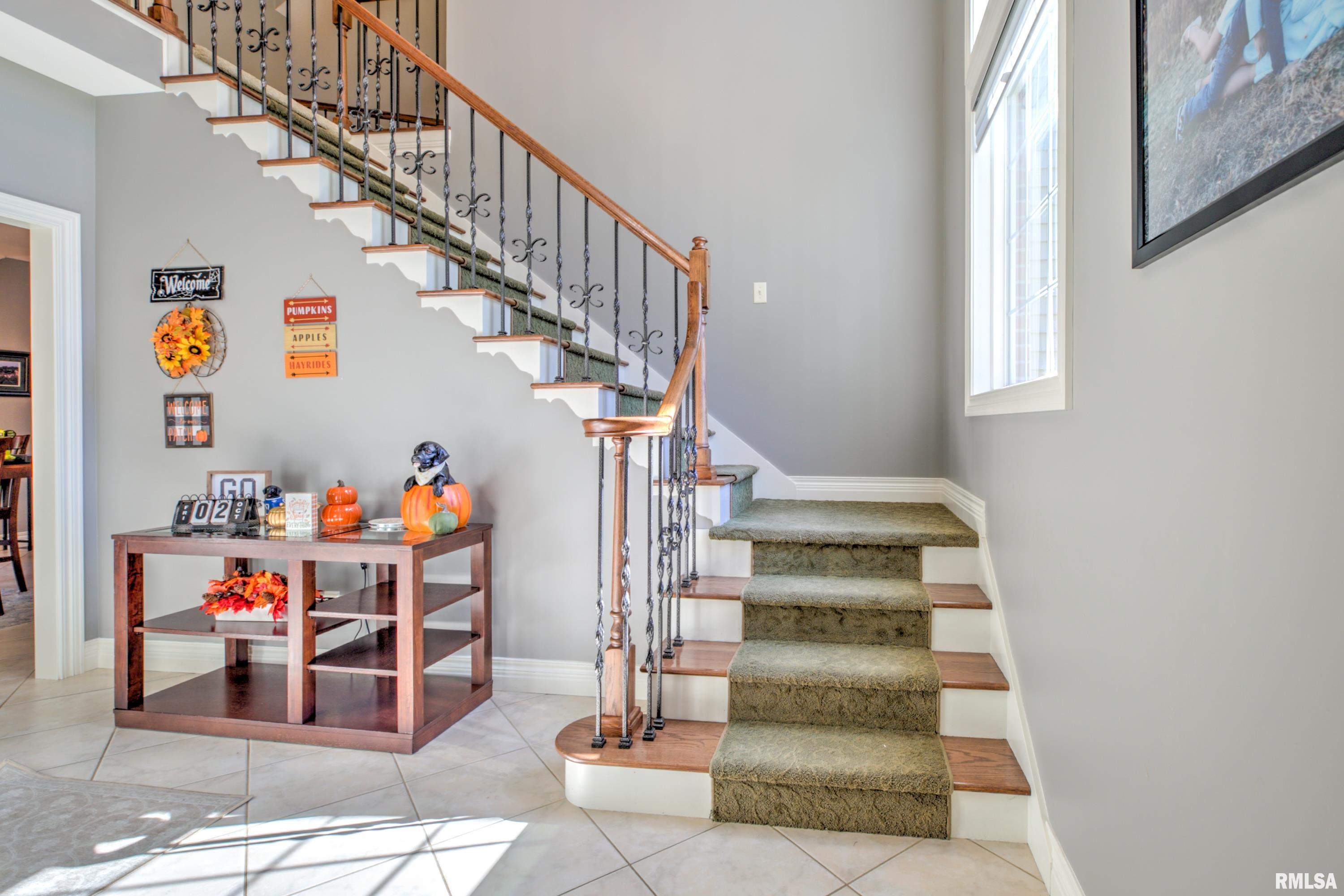 8215 West Robertson Road Edwards, IL 61528 - Photo 7 of 60 Gallery Image 7