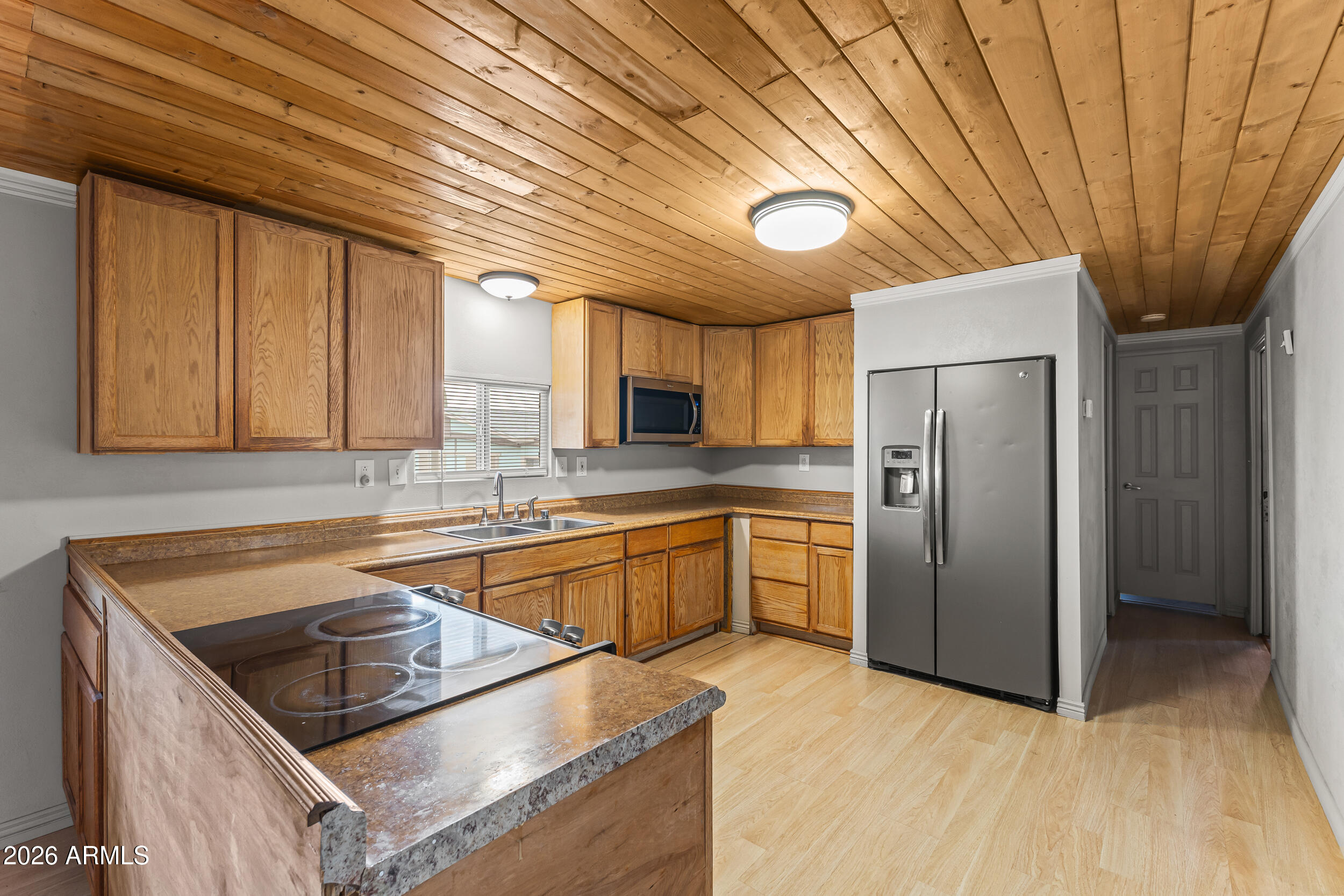 174 North Hilton Road Apache Junction, AZ 85119 - Photo 9 of 28