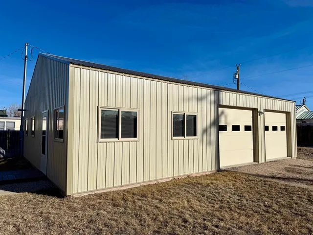 $197,000 | 404 East Saratoga Street, Saratoga, WY 82331