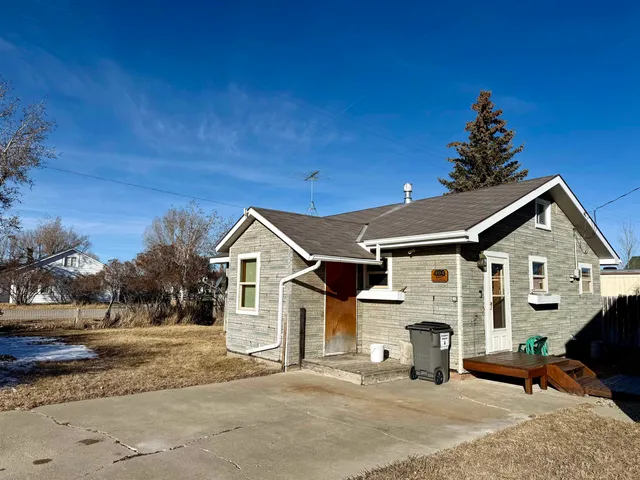 $197,000 | 404 East Saratoga Street, Saratoga, WY 82331