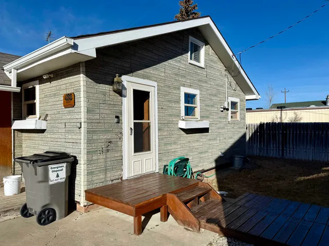 $197,000 | 404 East Saratoga Street, Saratoga, WY 82331