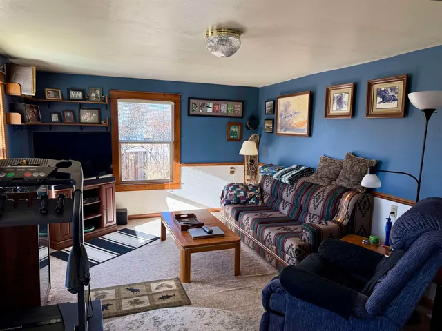 $197,000 | 404 East Saratoga Street, Saratoga, WY 82331