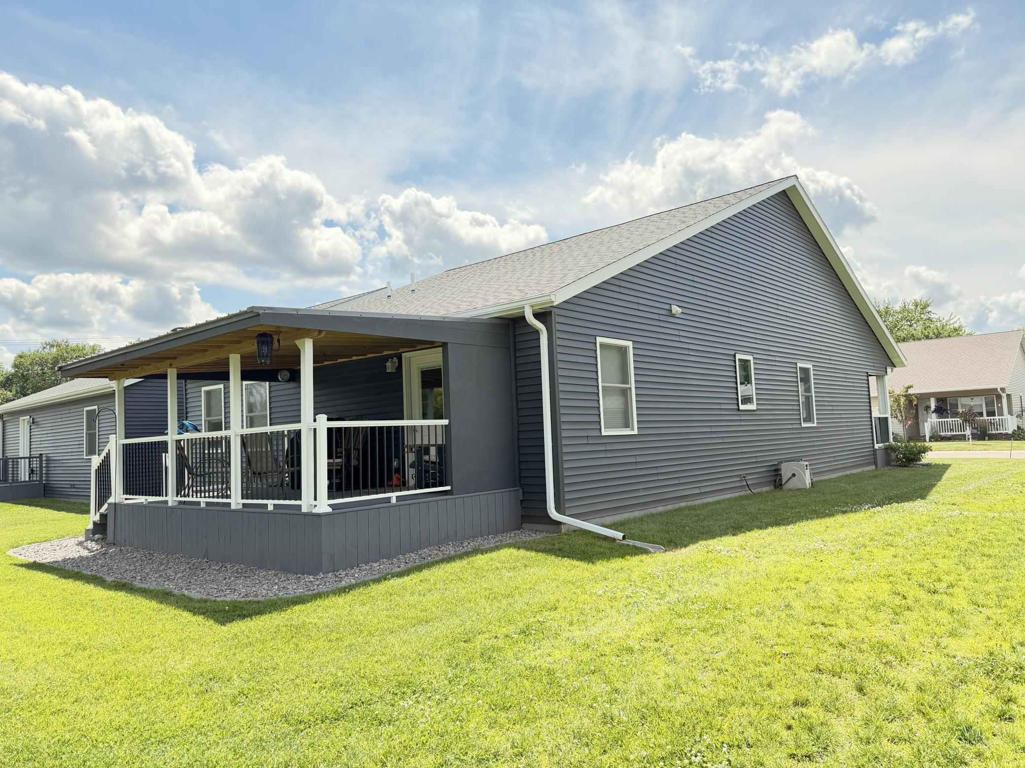 1903 Bud Road Windom, MN 56101 - Photo 19 of 20