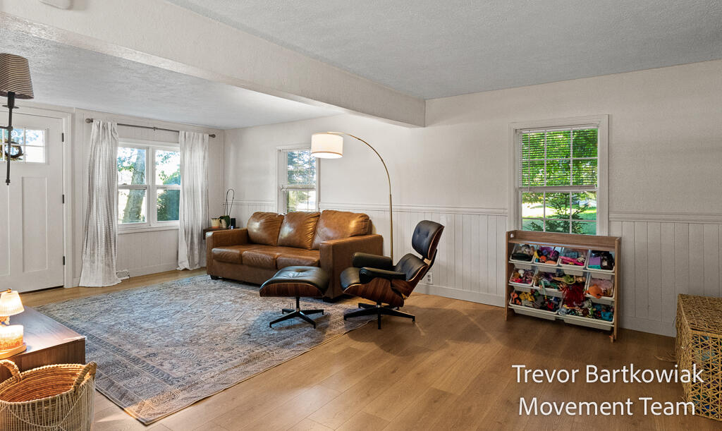 529 Porter Road Muskegon, MI 49441 - Photo 16 of 39 529PorterRd-23LoRes